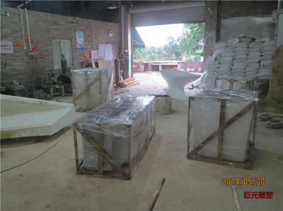 麒麟定做26年经验，玻璃钢雕塑厂家直供，广告设计工艺精湛